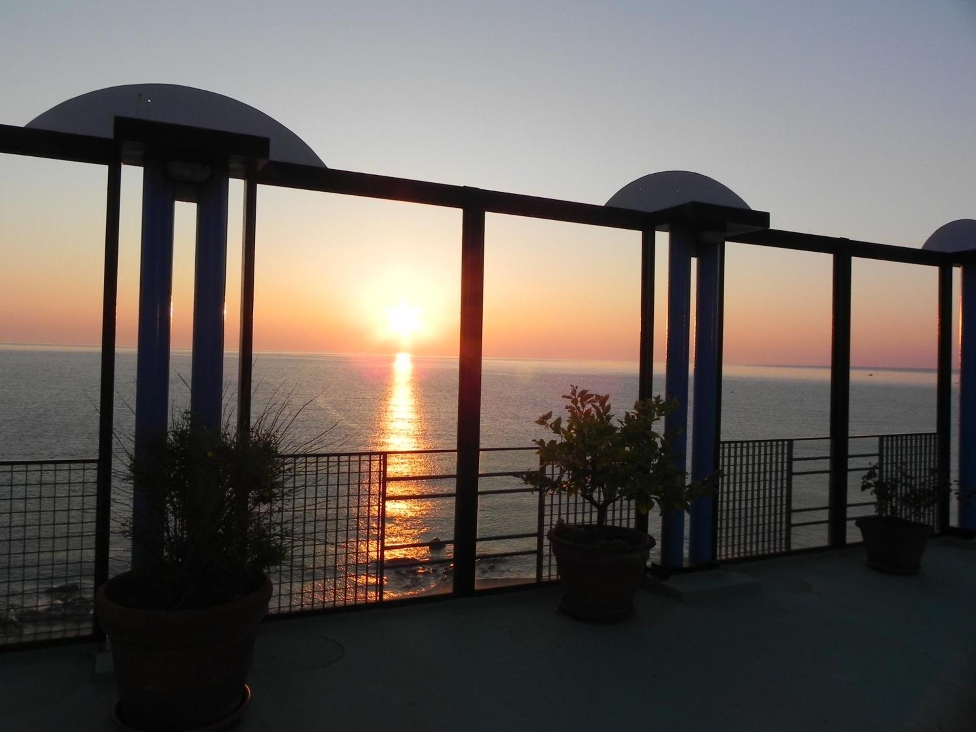 San Domenico Hotel سوفيراتو مارينا المظهر الخارجي الصورة
