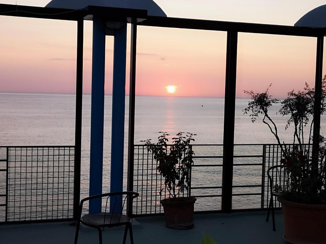 San Domenico Hotel سوفيراتو مارينا المظهر الخارجي الصورة