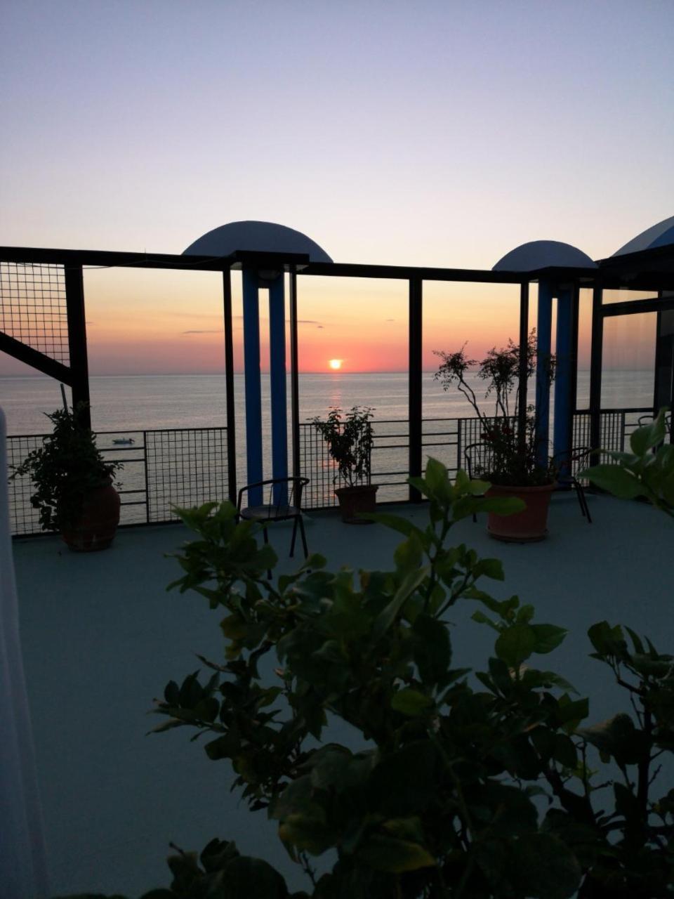 San Domenico Hotel سوفيراتو مارينا المظهر الخارجي الصورة